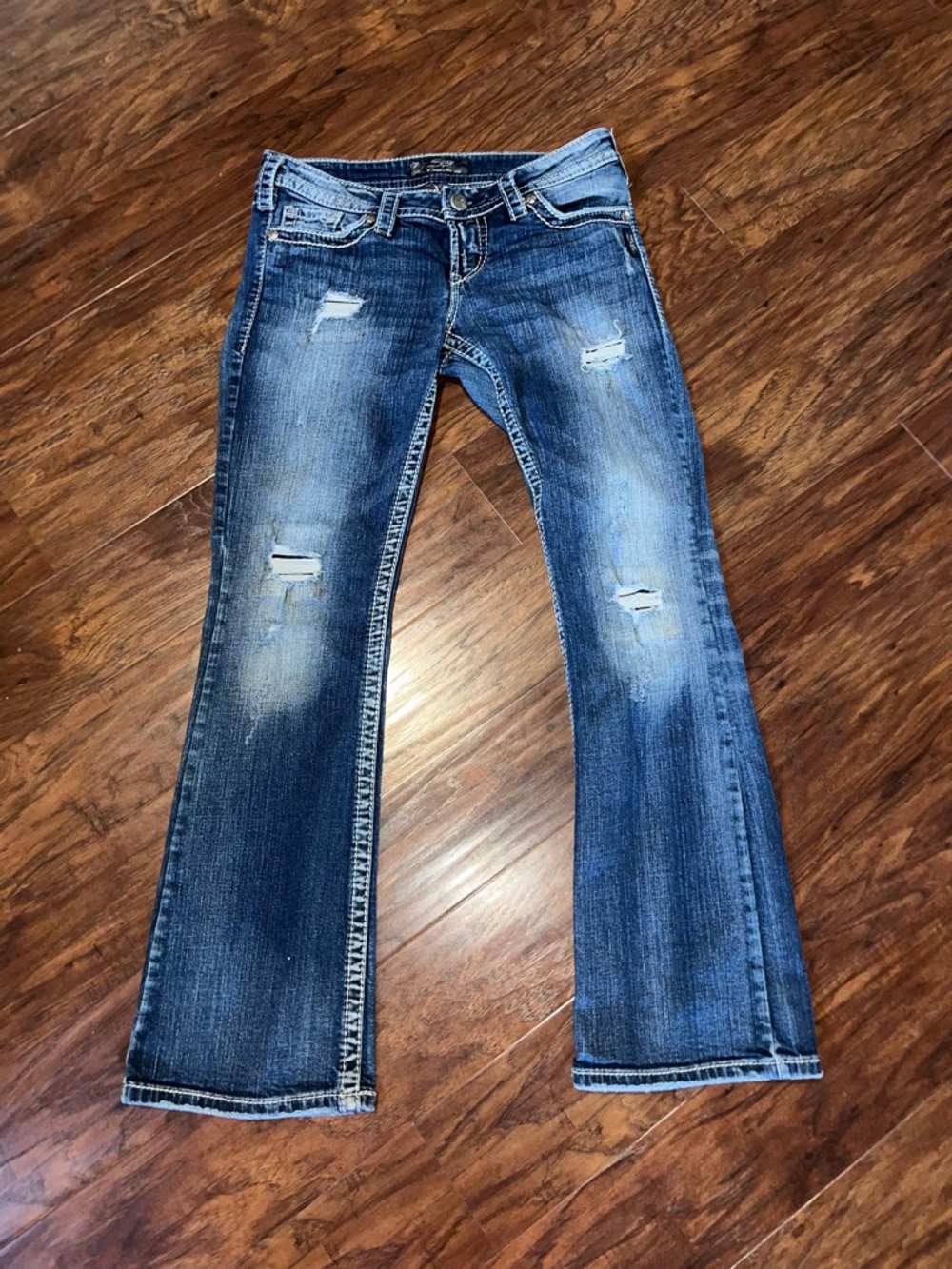 Silver Jeans Co Distressed Women's Bootcut Blue Jeans